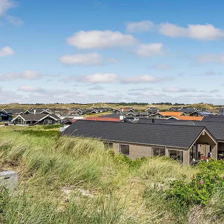 Amazing In Hvide Sande With Sauna * Bjerregård